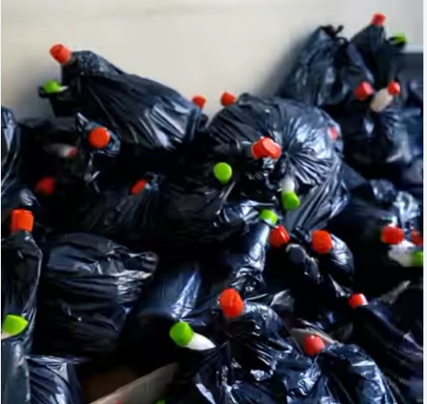 توزيع المساعدات العينية والنقدية للعلائلات المعتمدة بناءً على معايير الاحتياج عن الشهر "1" كانون الثاني لعام 2026